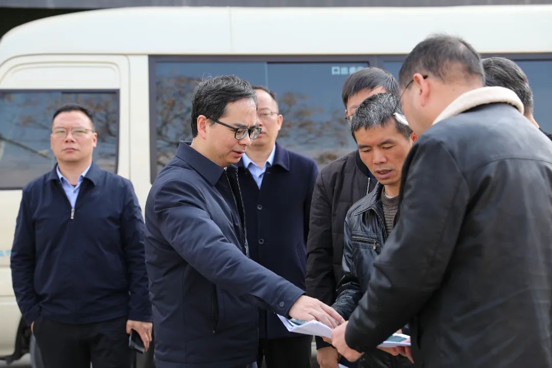 县委主要领导专题调研邻县高速通工程前期规划工作