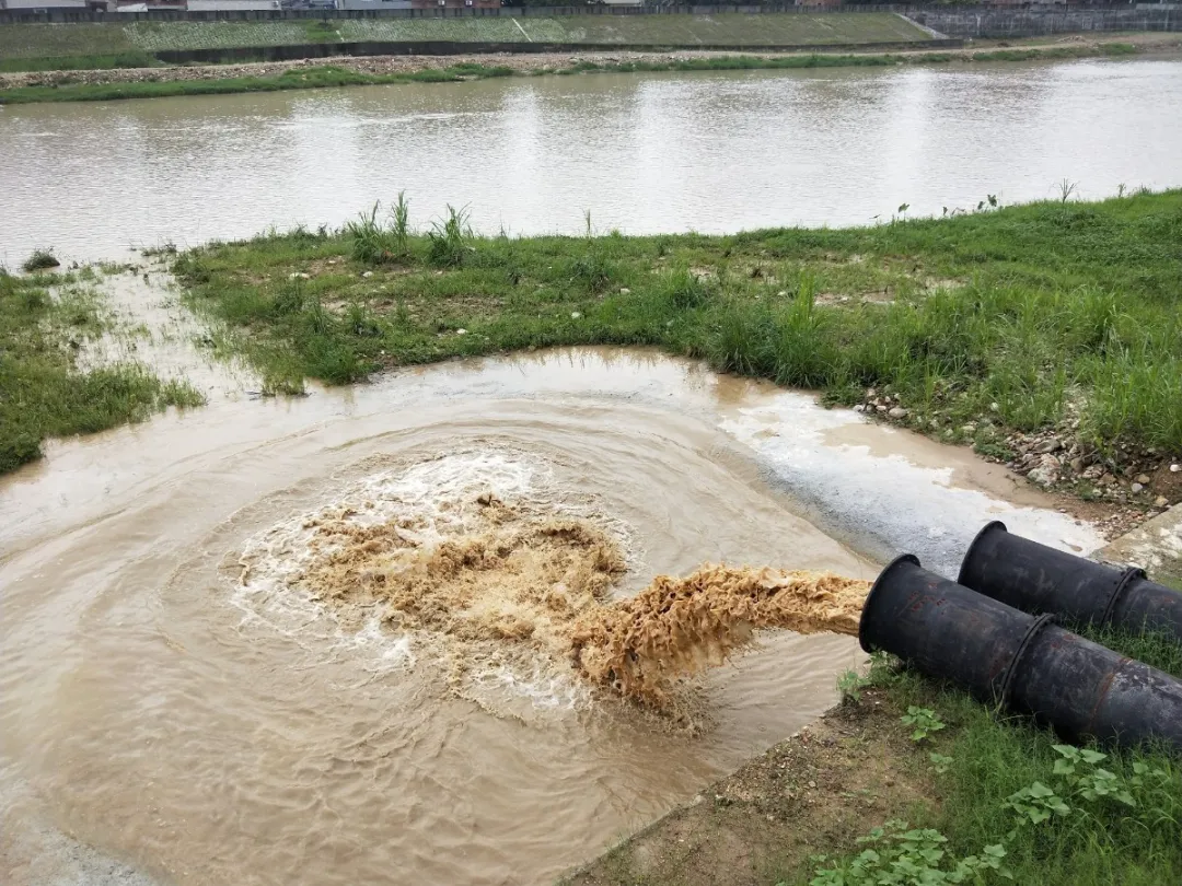 筑牢堤防 防止内涝 闽清县在行动