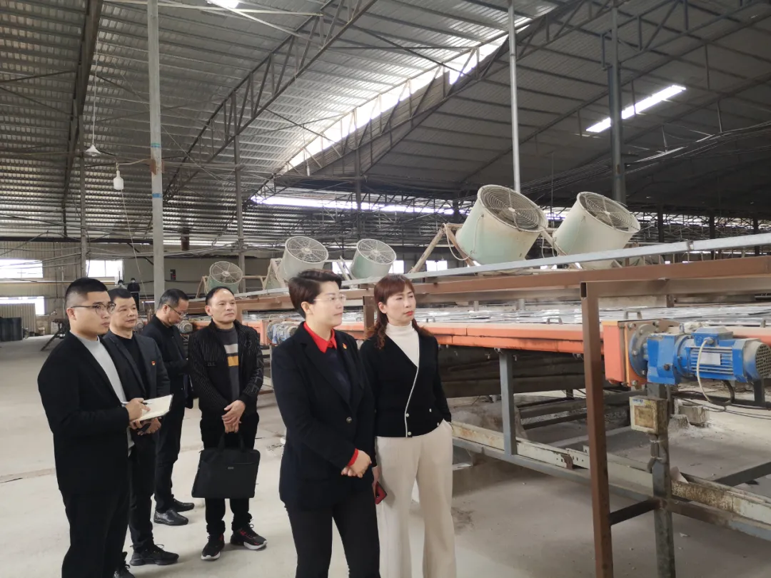 闽清县领导赴白中镇开展工作调研