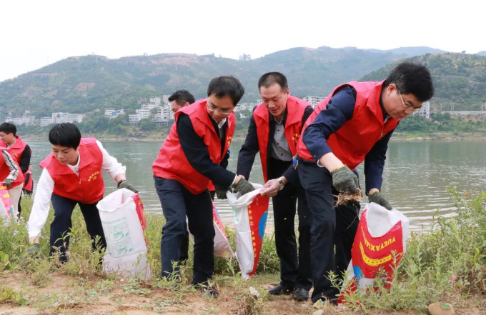 全县总动员！闽清掀起“护河爱水、清洁家园”新热潮