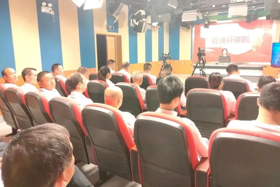闽清县各级各部门开展“七一”主题党日活动