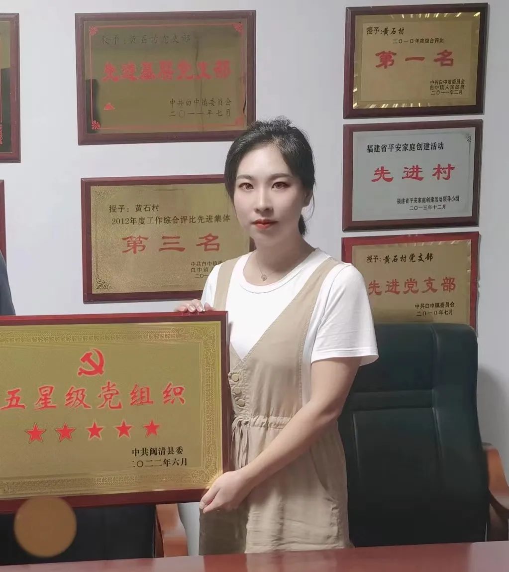 身边的榜样 | 杨巧冰：冲锋在前 用青春和汗水彰显责任担当