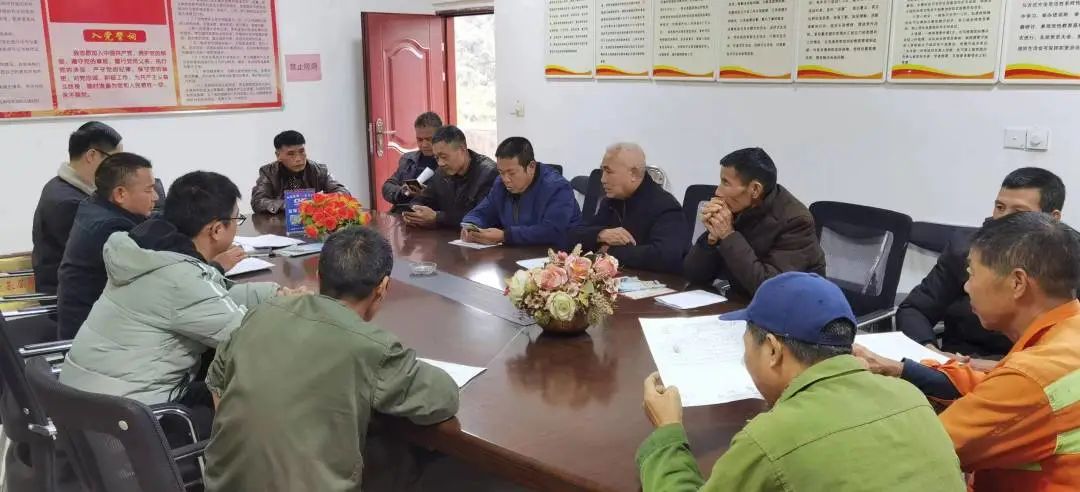 环境整治齐发力 乡村振兴有活力