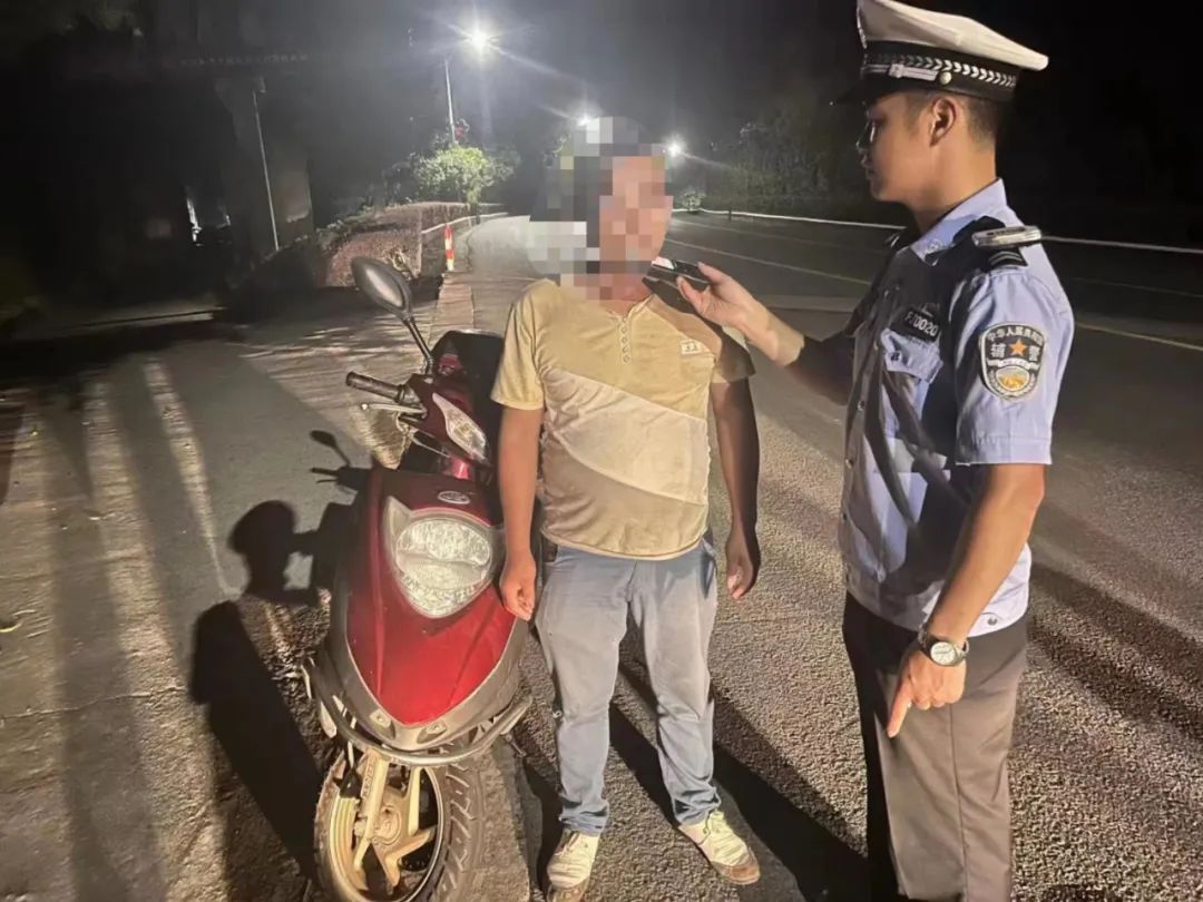 维护夏季治安，闽清公安在行动！