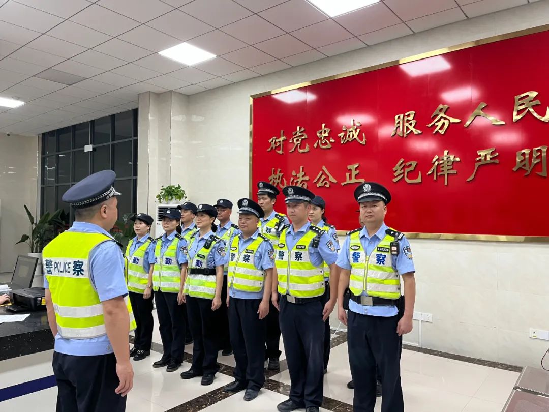 维护夏季治安，闽清公安在行动！