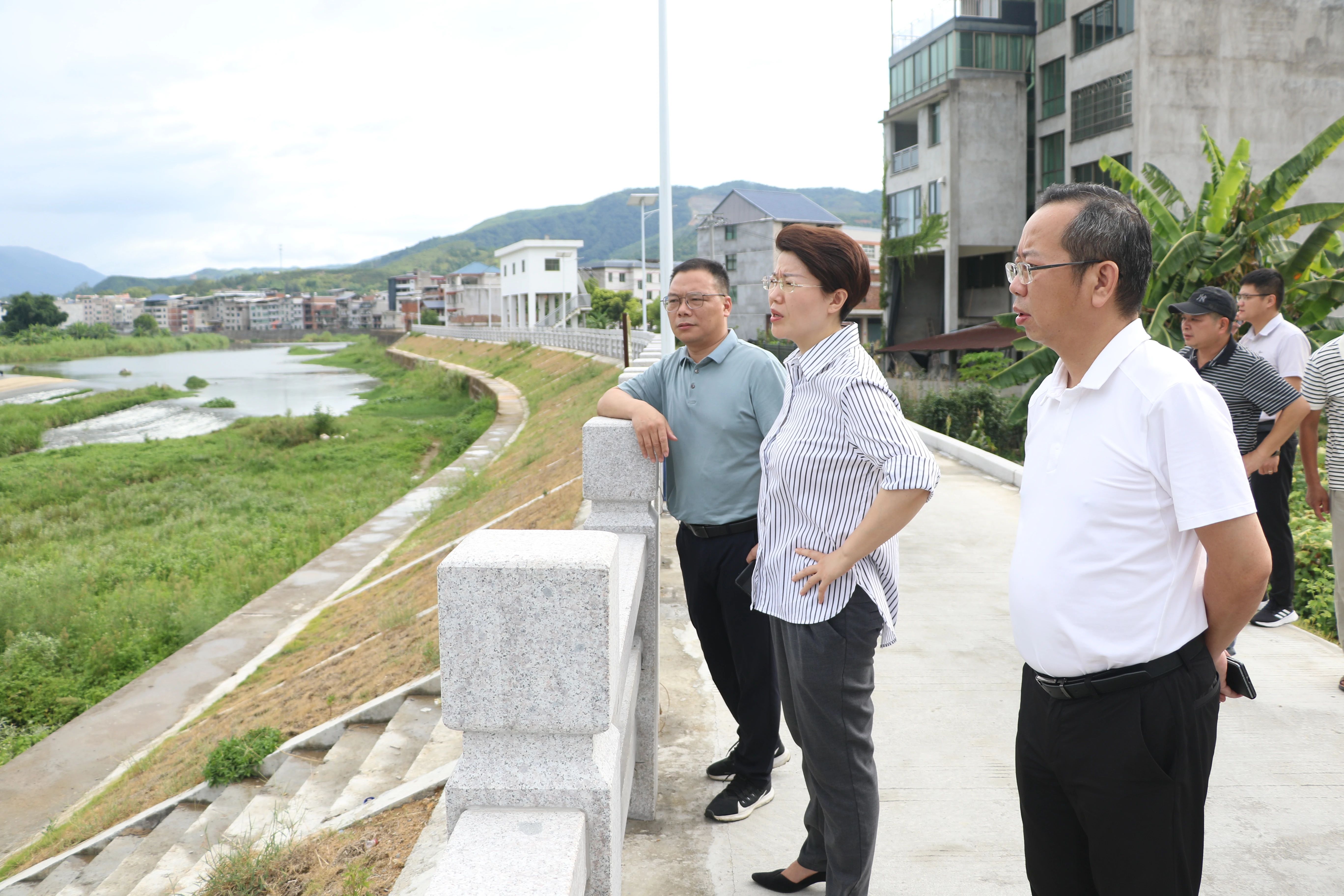县政府主要领导带队检查指导防汛防台风工作