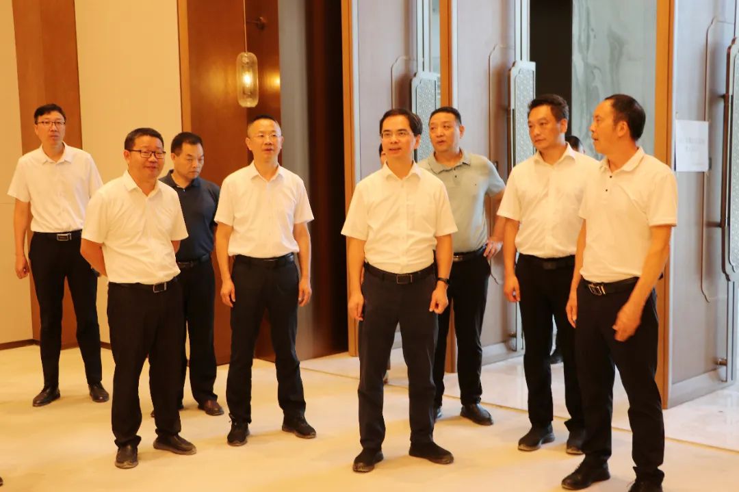 县委主要领导赴梅溪镇宣讲党的二十届三中全会精神并开展调研