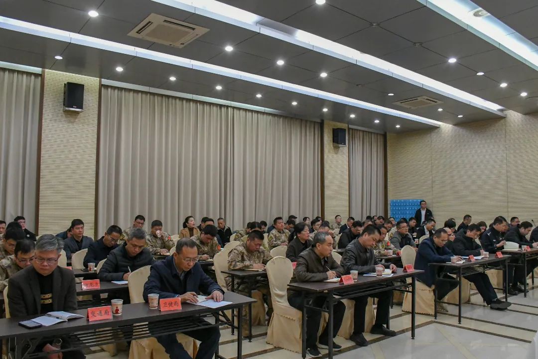 闽清县收听收看全省、全市征兵工作会议并召开全县征兵工作会议