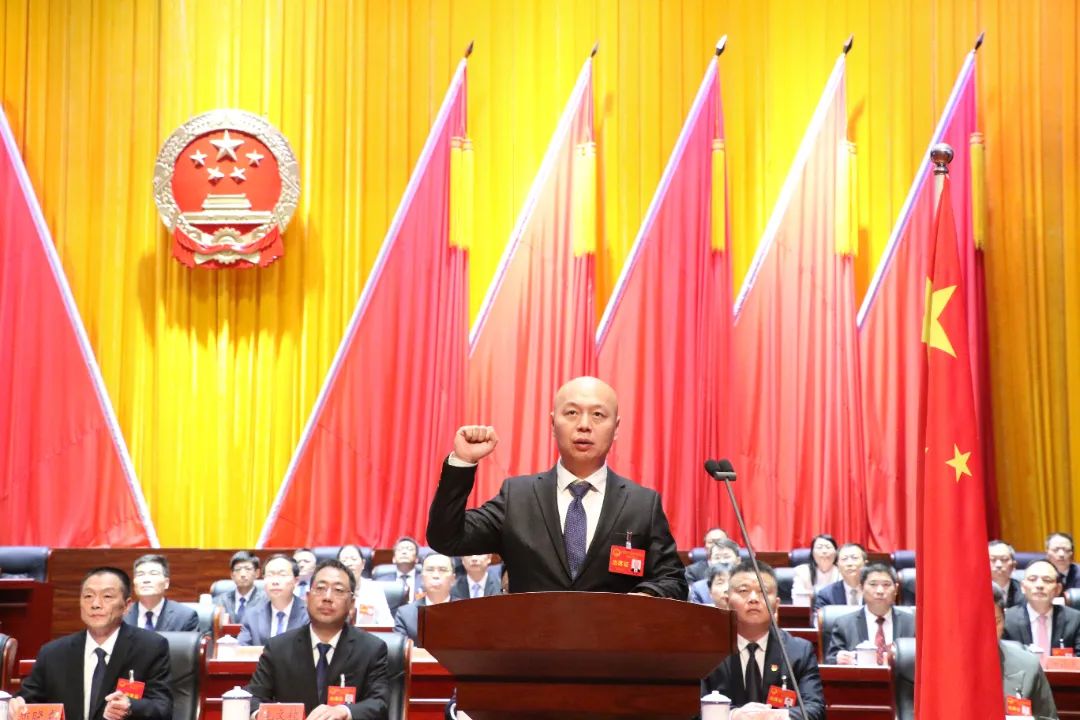 闽清县十八届人大五次会议胜利召开 陈禺当选闽清县人民政府县长