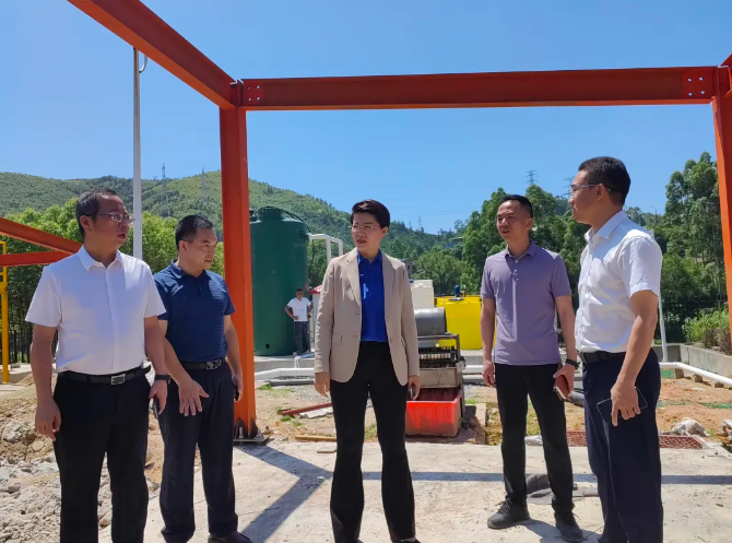 县委主要领导以“四不两直”方式调研水质提升工作