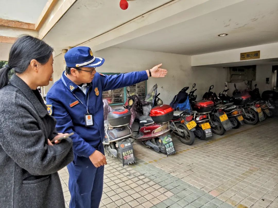 集中整治！让电动自行车安全隐患“格格”不入！