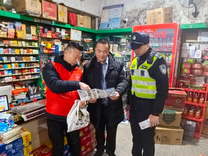 我在岗位过福年 | 闽清公安执勤忙 守护平安“不打烊”